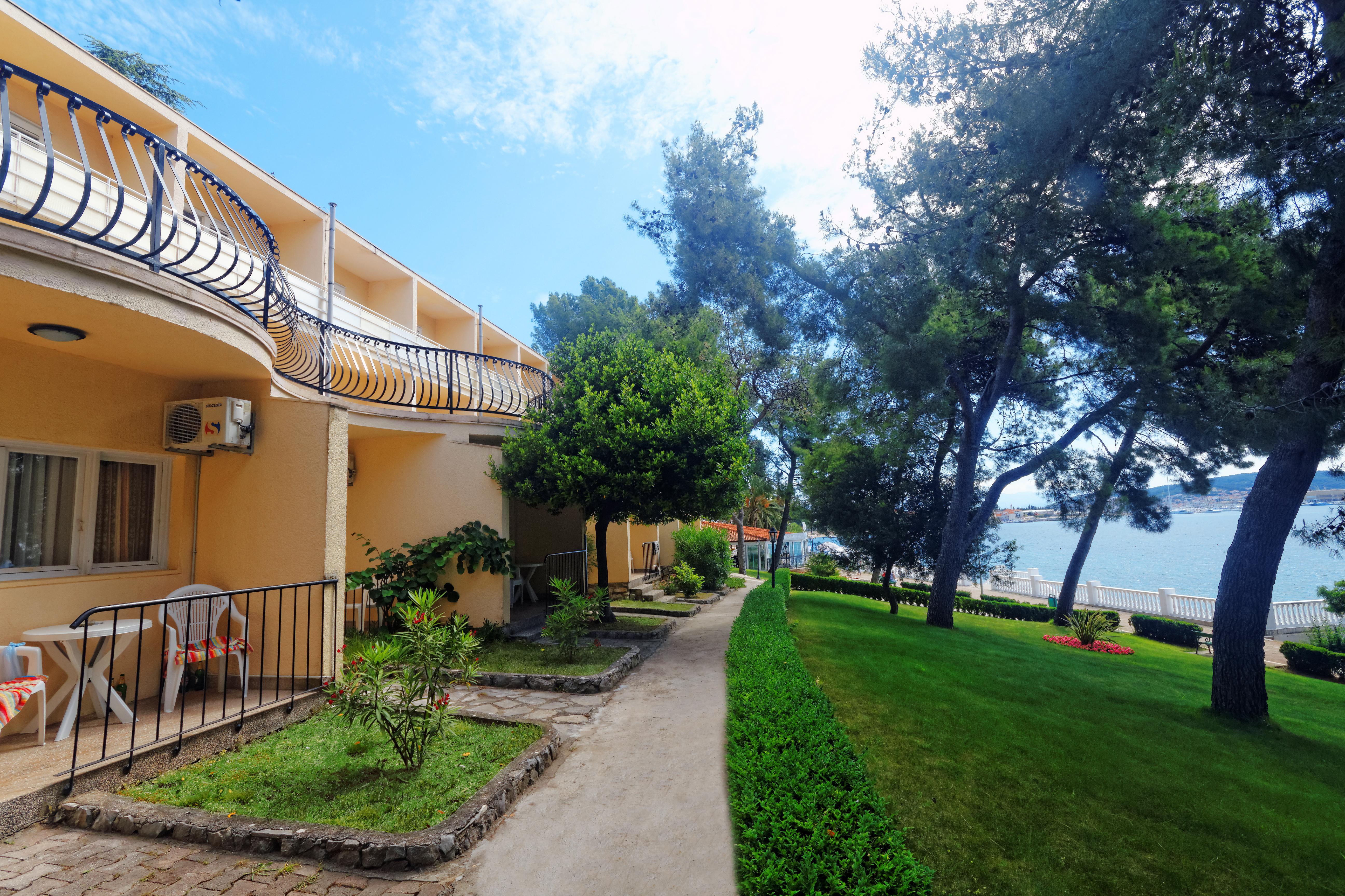Hotel Val All Inclusive Donji Seget Exterior foto