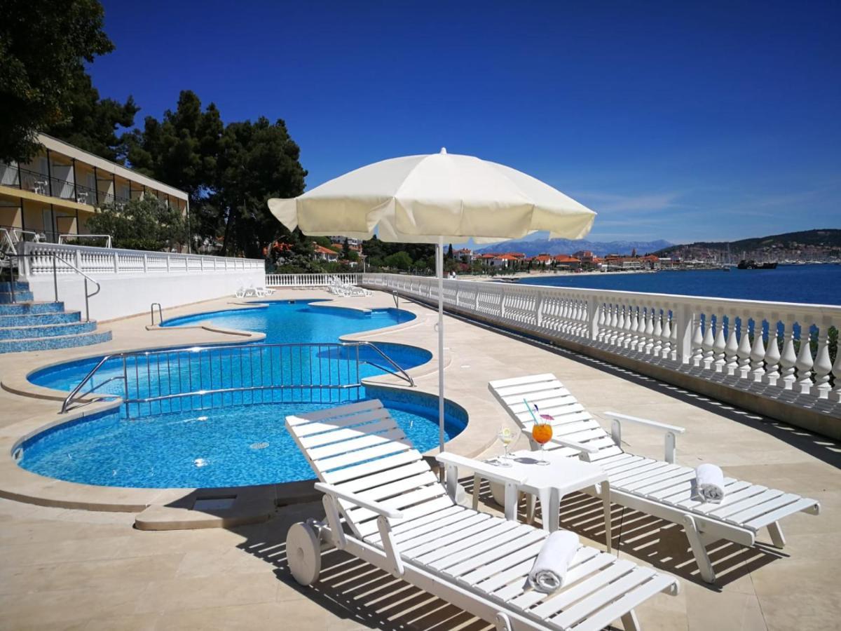 Hotel Val All Inclusive Donji Seget Exterior foto