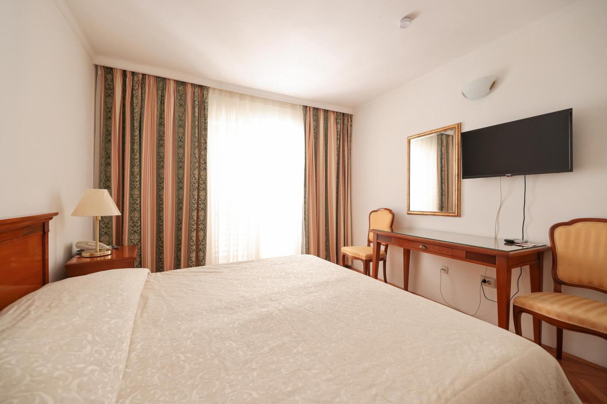 Hotel Val All Inclusive Donji Seget Exterior foto
