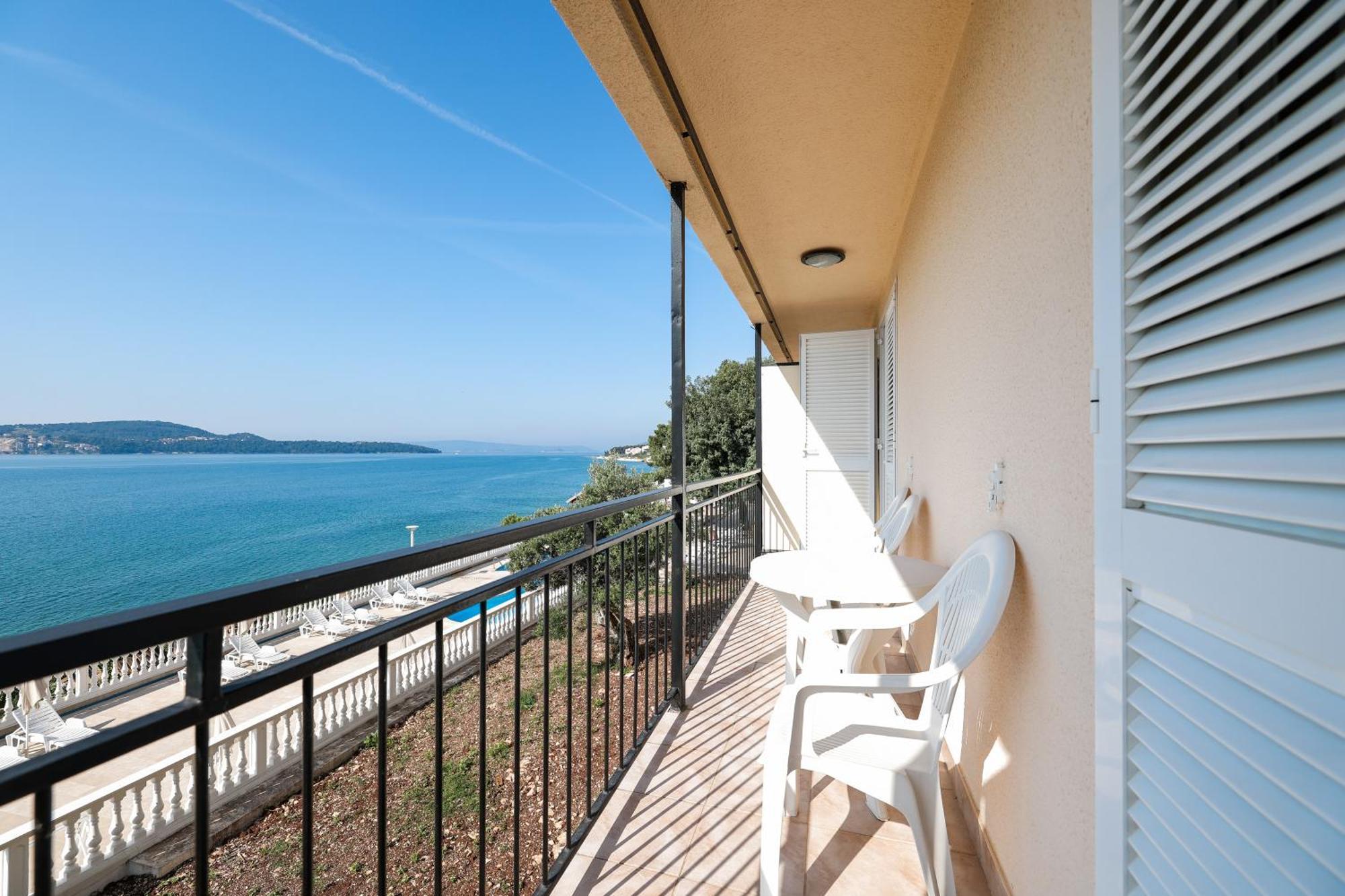 Hotel Val All Inclusive Donji Seget Exterior foto
